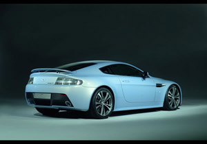 Aston Martin V12 Vantage RS Concept 